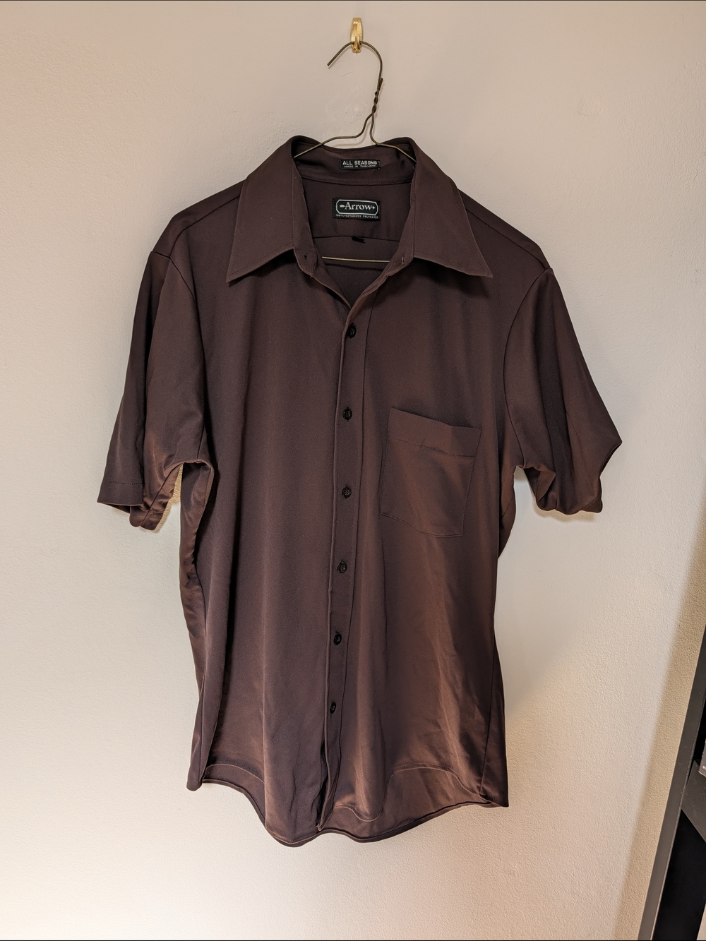 Arrow Men’s Short Sleeve Brown Button-Up Shirt